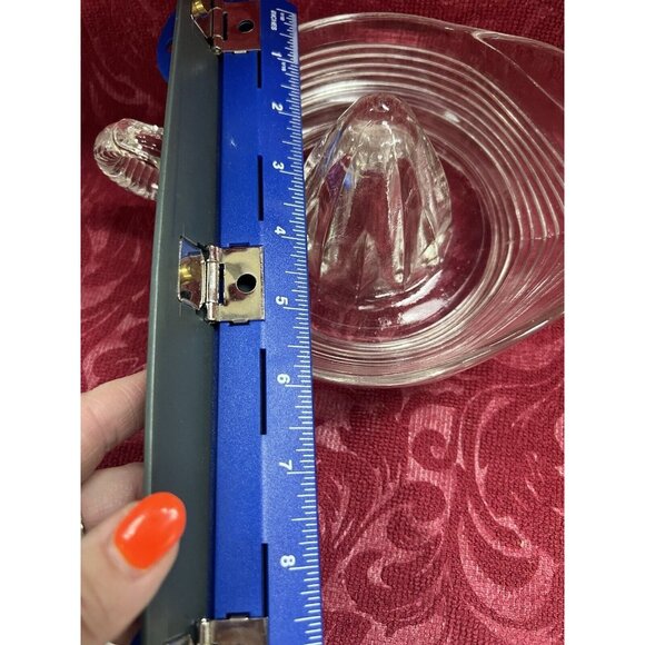 Vintage Anchor Hocking Large Clear Glass Handled Juicer Fruit Reamer Pedestal - Picture 10 of 11